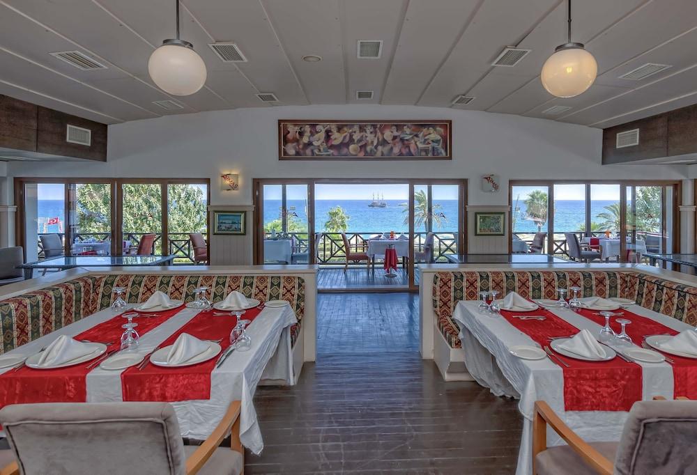 Labada Beach Hotel Çamyuva Zewnętrze zdjęcie