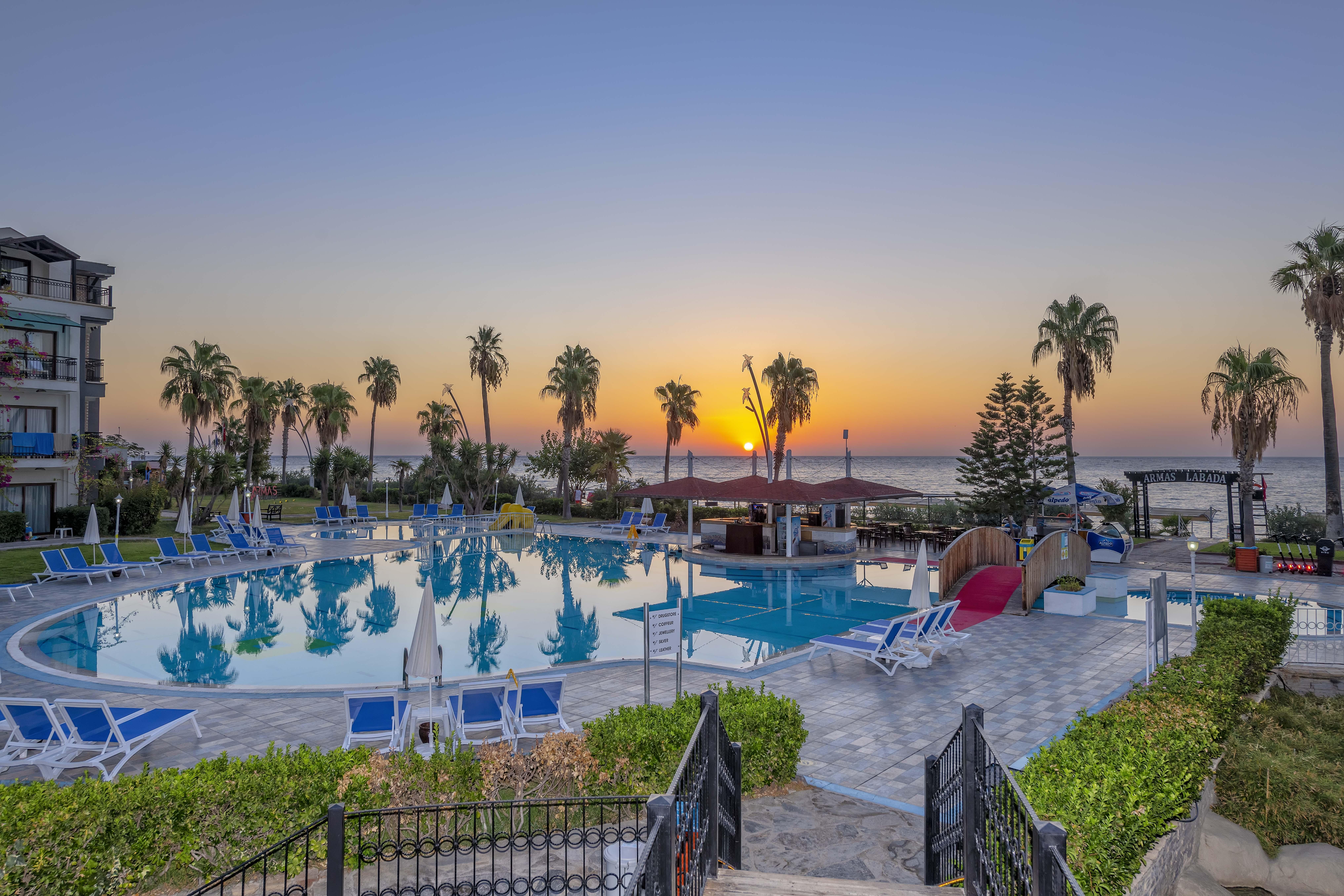 Labada Beach Hotel Çamyuva Zewnętrze zdjęcie
